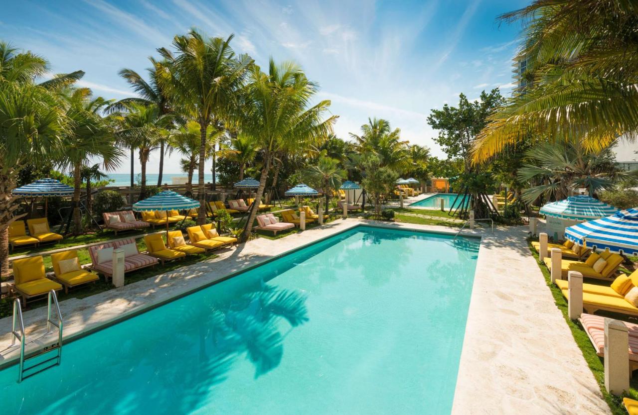 Miami Hotels with balcony - The Confidante Miami Beach, part of Hyatt