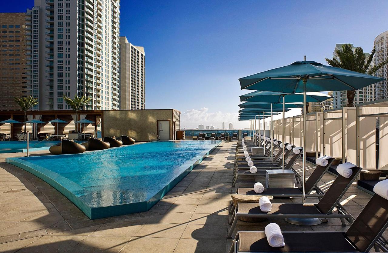 Miami hotels with balcony - Kimpton EPIC Hotel, an IHG Hotel