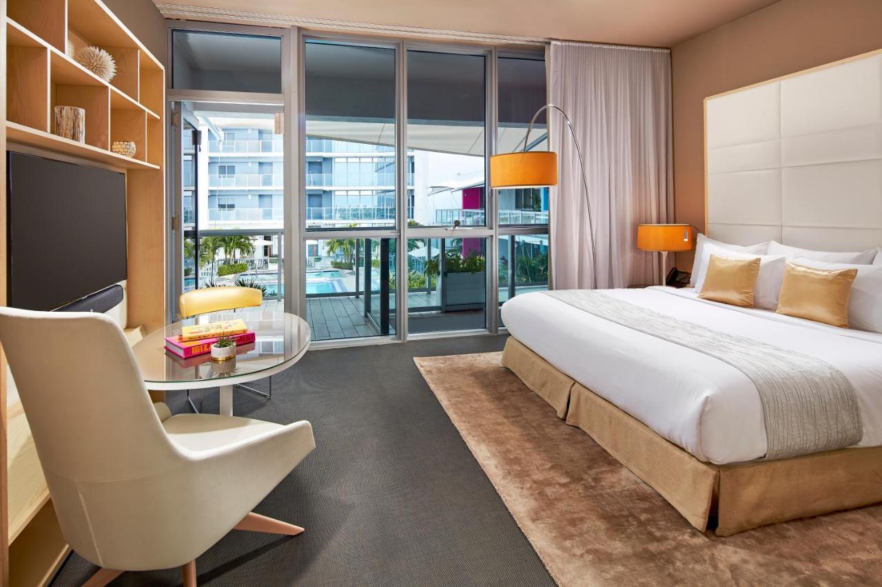 Miami hotels with balcony - The Gabriel Miami Downtown, Curio Collection by Hilton