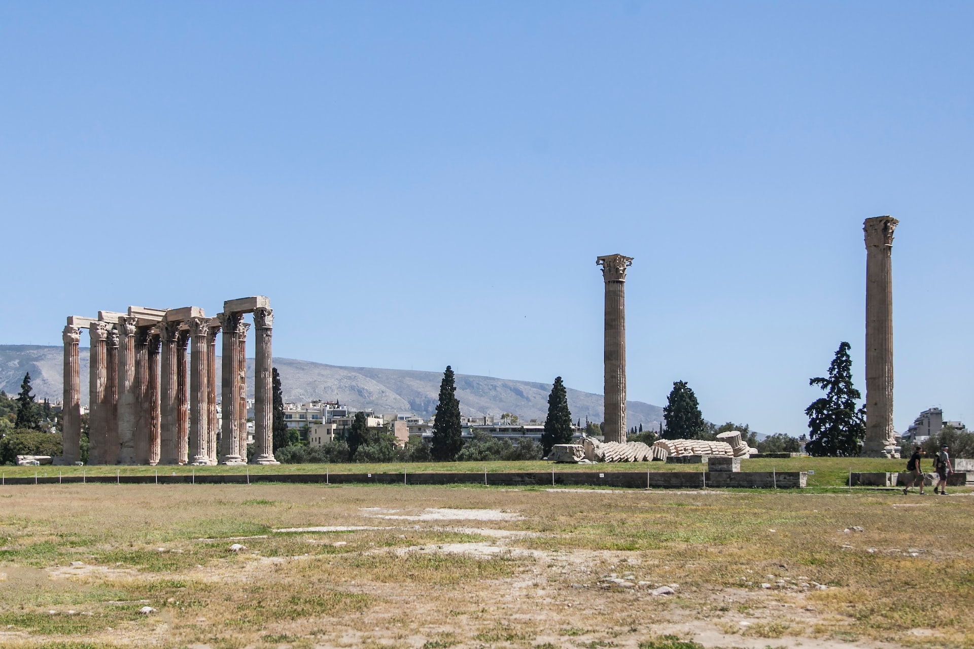 THE TEMPLE OF OLYMPIAN ZEUS