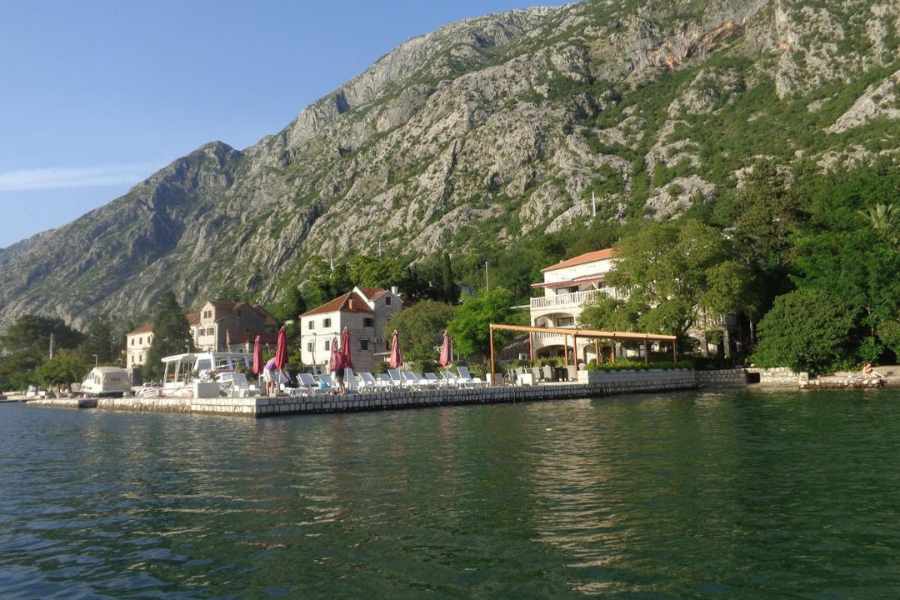 Best hotels in Kotor - Apartments Bella Di Mare Best hotels in Kotor - Apartments Bella Di Mare